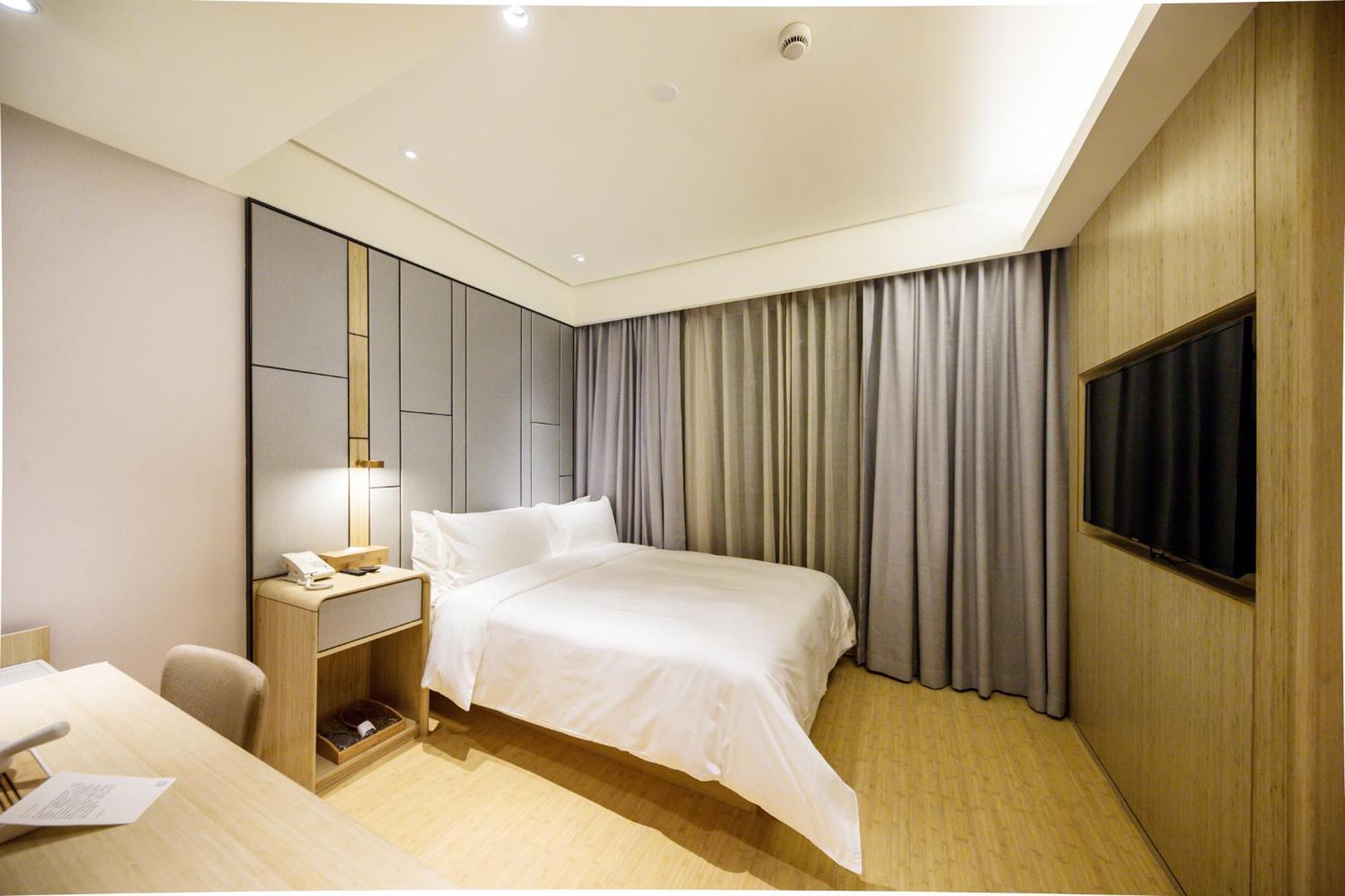 Ji Hotel Shanghai The Bund Jinling East Road Екстериор снимка